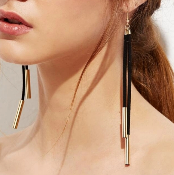 Jewelry - XCalliexx Suede Cord Earrings